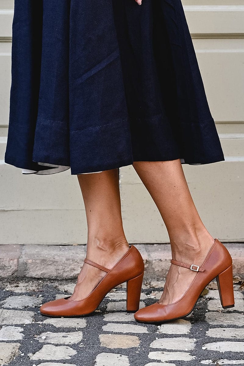 Caella - Classic Retro Heels
