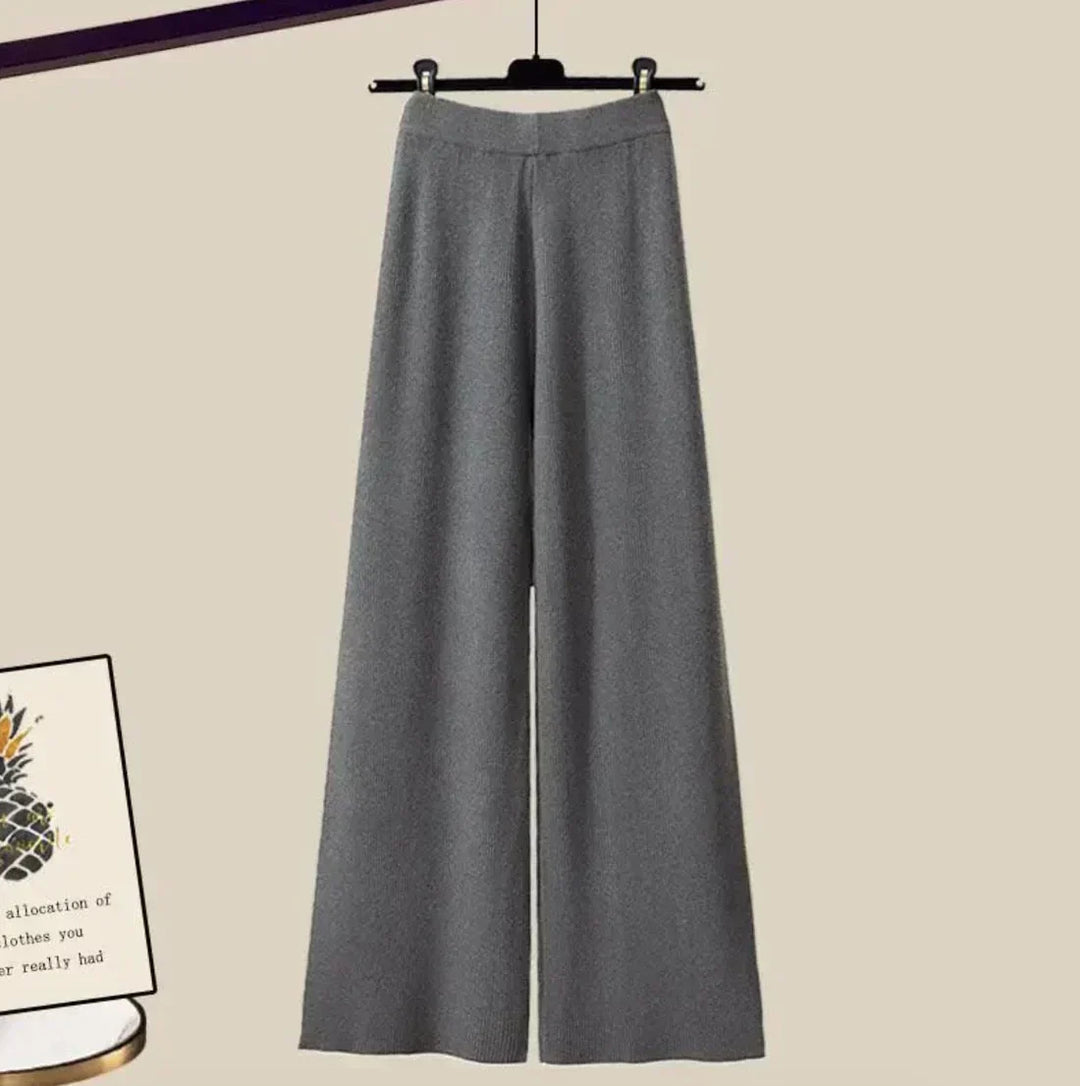 Rhianna - Chic Elegant Set