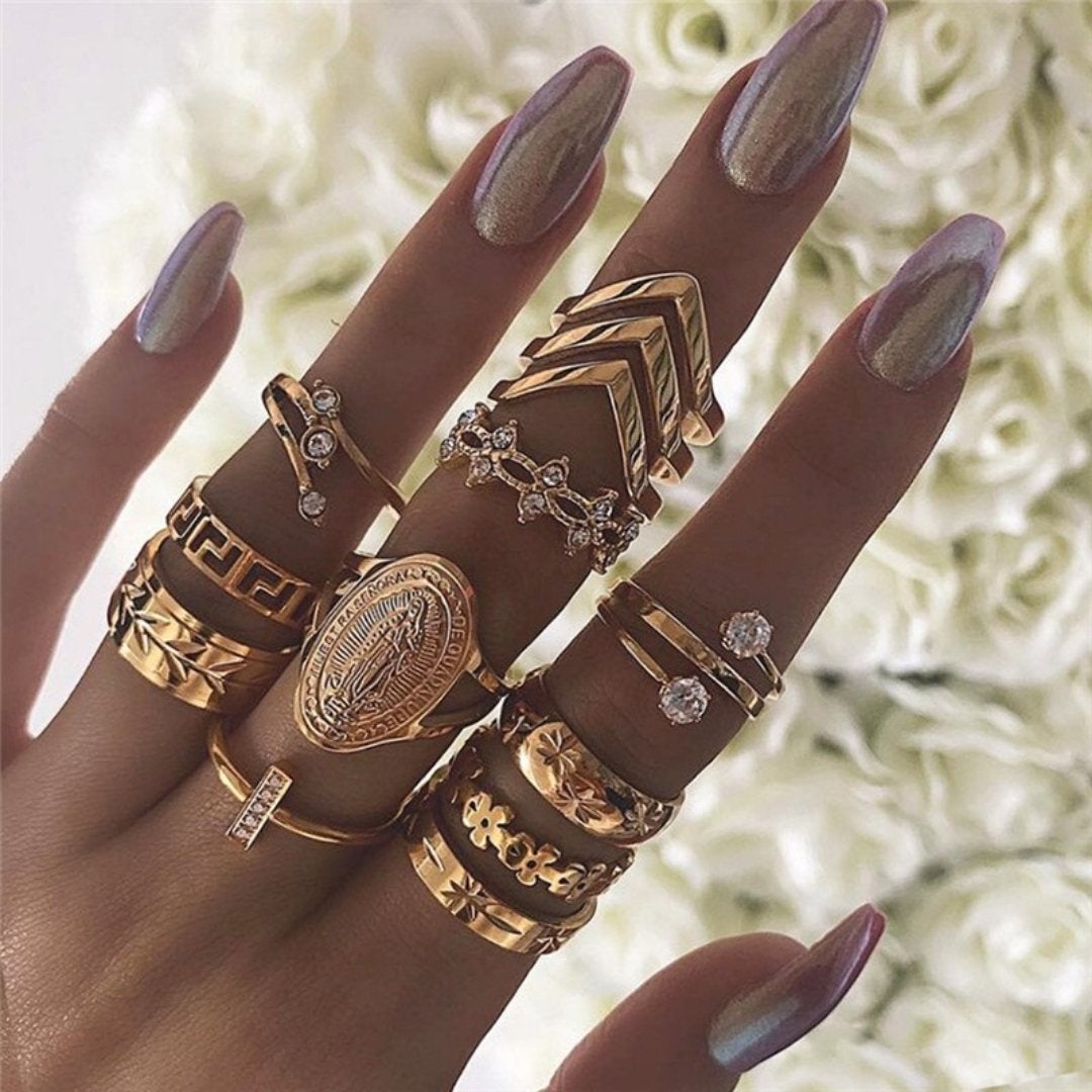 Unique package with 8 to 12 rings