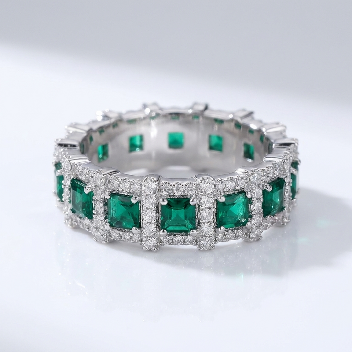 GREEN ETERNITY RING