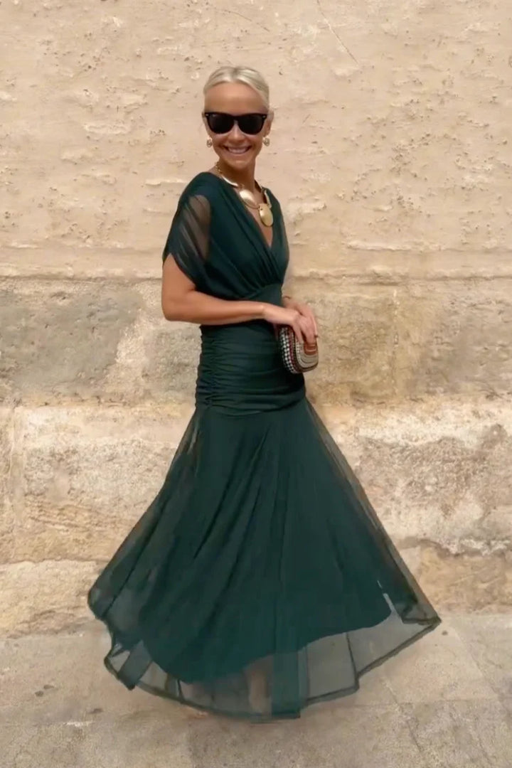 Evira - Elegant Off-Shoulder Dress