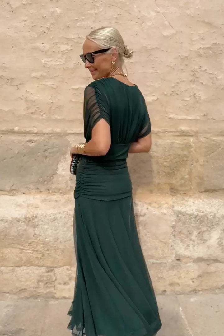Evira - Elegant Off-Shoulder Dress