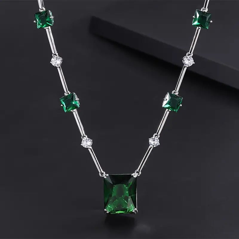 Daphira Verelune Jewelry Set | White Gold 14k