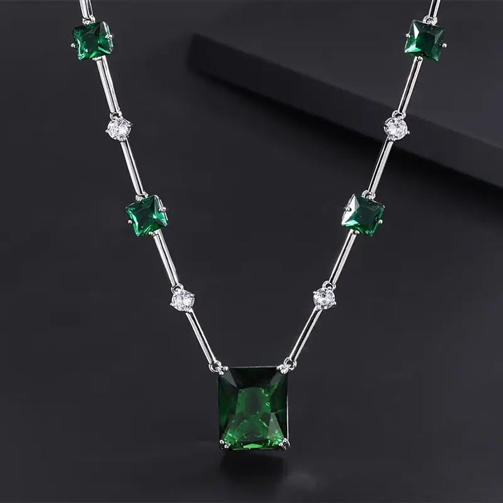 Daphira Verelune Jewelry Set | White Gold 14k