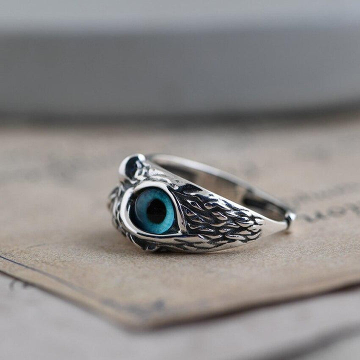 Lucky Owl Adjustable Ring made of Silver and Opal