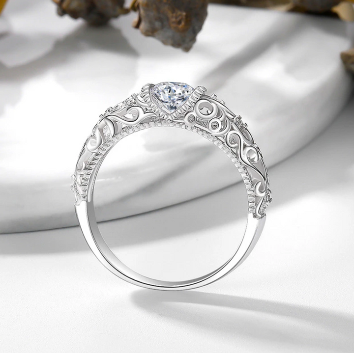 Ella | Elegant Sterling Silver Ring