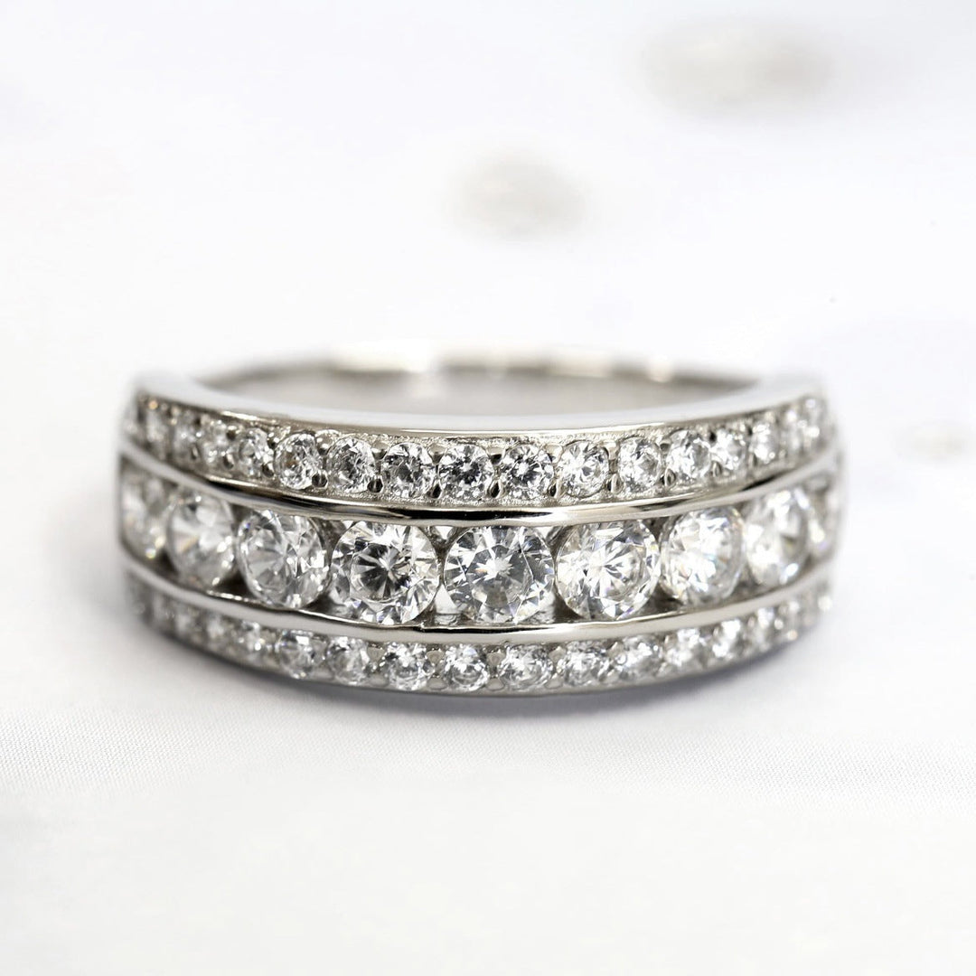 Isabelle | Elegant Silver Stone Ring