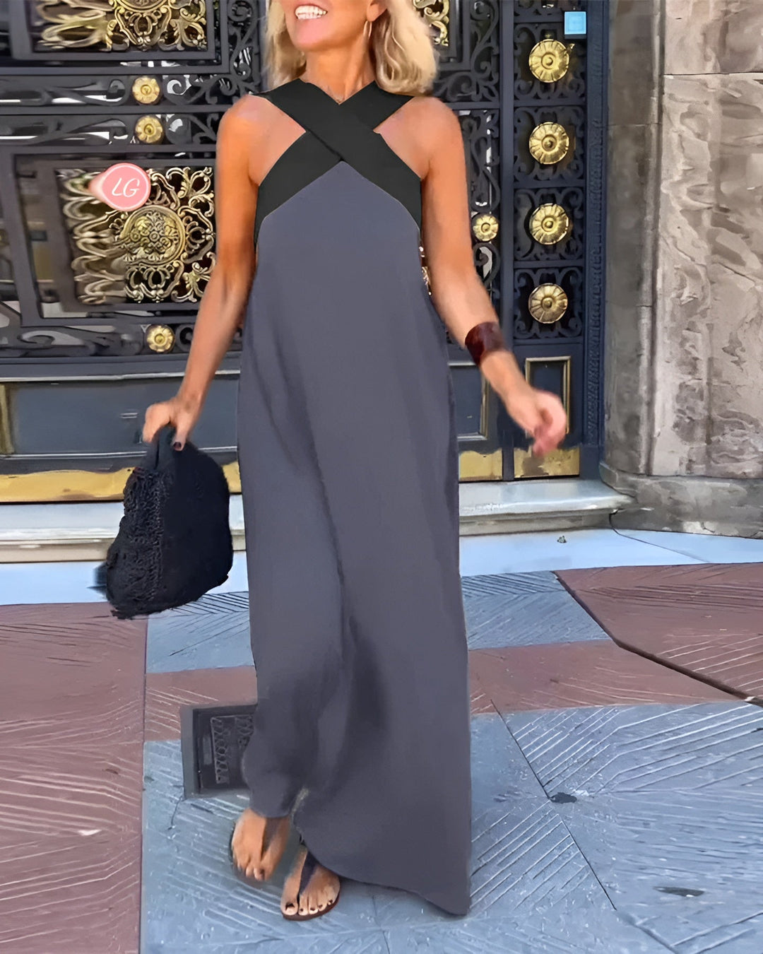 Eloida - Elegant Halter Dress